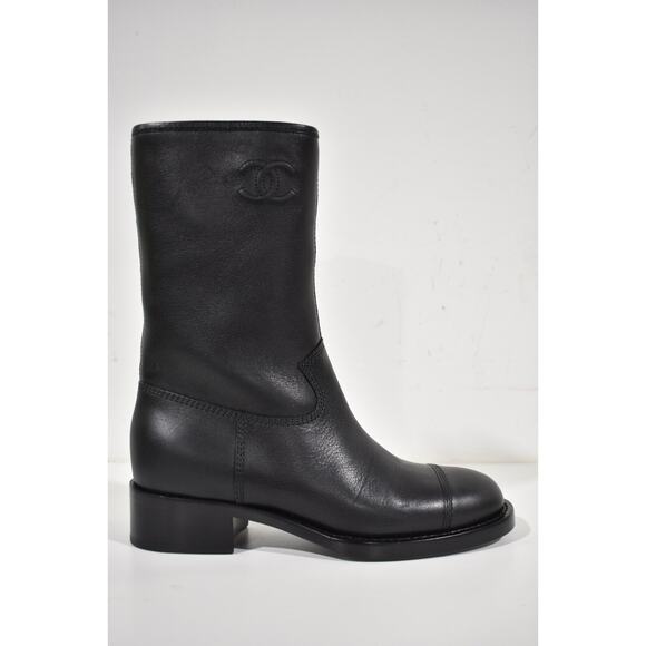 Chanel 21P Black Calfskin Leather CC Logo Quilted Zipper Mid Calf Boots 36.5 - Picture 2 of 12